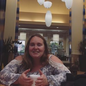 Meet your Posher, Catherine